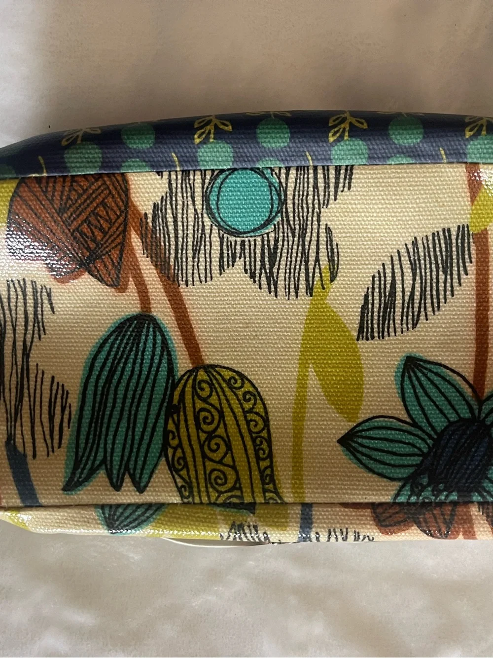 Fossil Key-Per Floral Clasp make up bag - Blue & Green
